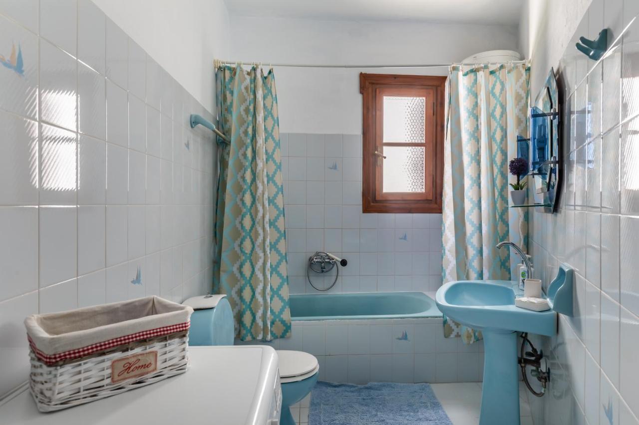 Ourania Apartment Skopelos Town Bagian luar foto