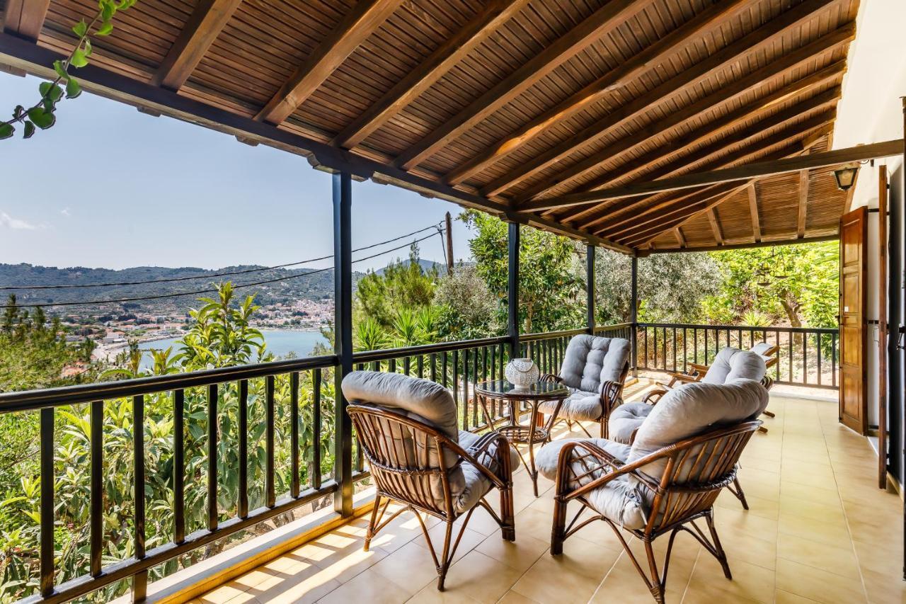 Ourania Apartment Skopelos Town Bagian luar foto